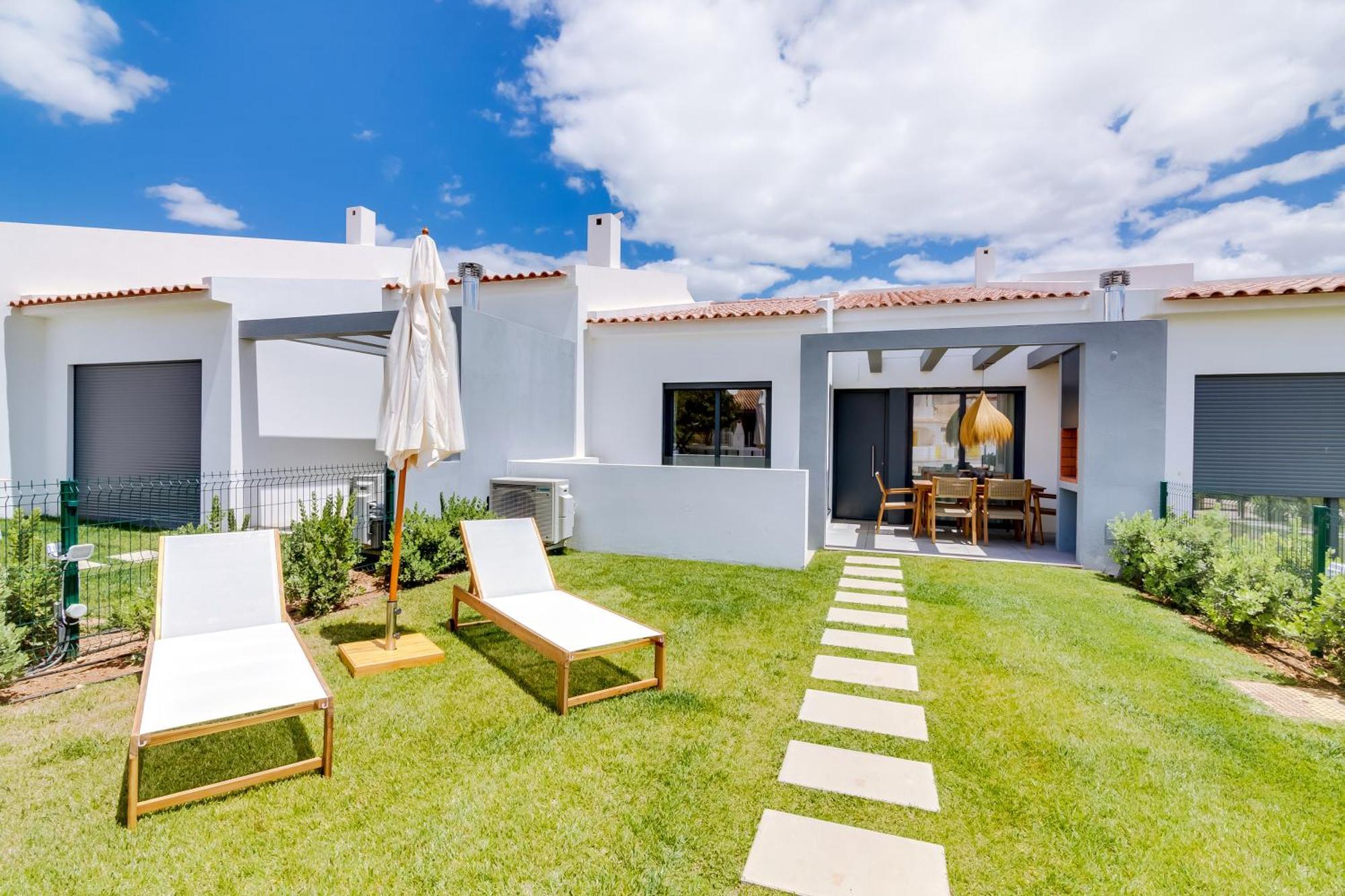 Al - Country Club Holiday home *